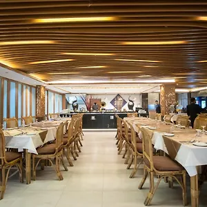 4* Hotel Jatra Grand Royal